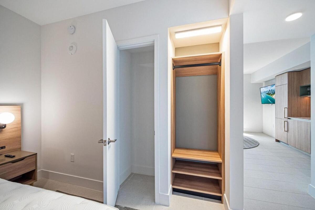 Apartment Phenomenal 1 Bed - Amazing Views *